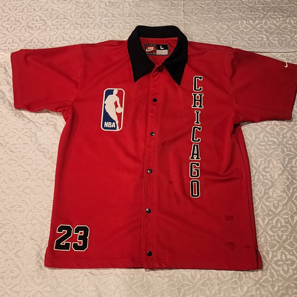 NIKE - NBA Micheal Jordan Button Up Jersey